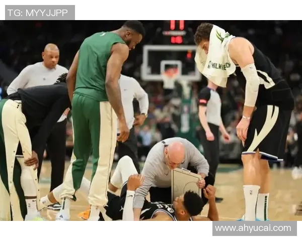 NBA猛龙与雄鹿第三场激战回顾球星表现与战术分析全解析 NBA猛龙与雄鹿第三场激战回顾球星表现与战术分析全解析