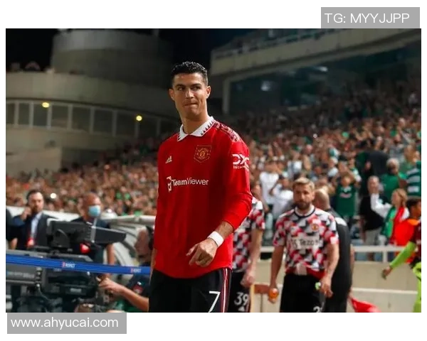 C罗曼联对阵热刺的精彩对决分析与赛后点评 C罗曼联对阵热刺的精彩对决分析与赛后点评